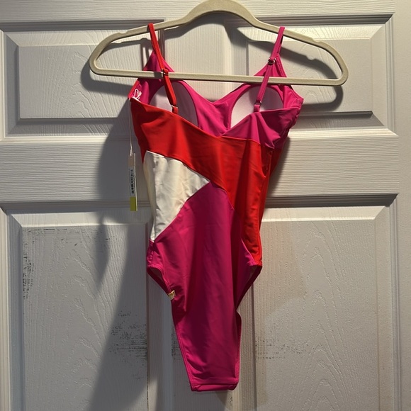 NWT! Summersalt The Marina Lava Red and Hibiscus One Piece Swimsuit 2 bathing - Picture 7 of 9
